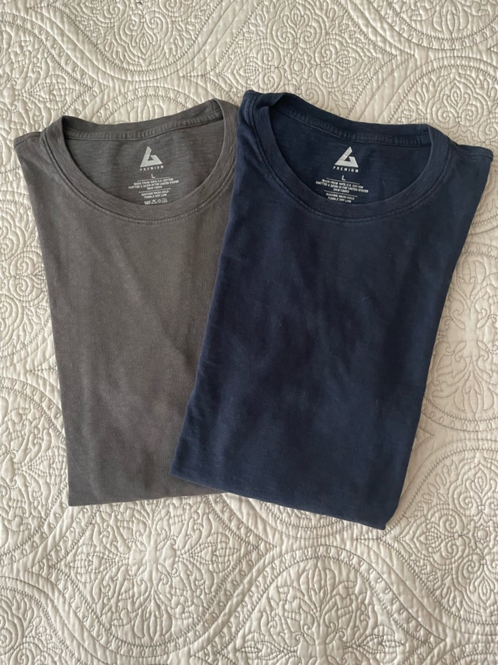American Giant Men's Crew Neck T-Shirt - Navy and Charcoal - Size Large